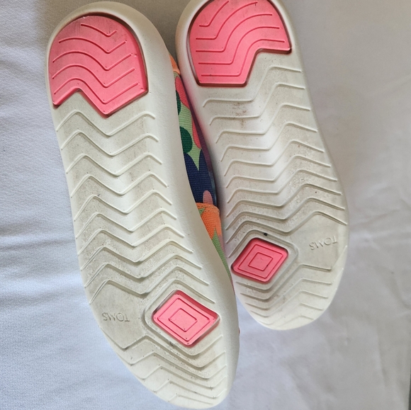 Toms Alpargata Mallow - Patina Green Retro Floral Print- Size 5W- Released 2022 - Picture 6 of 6